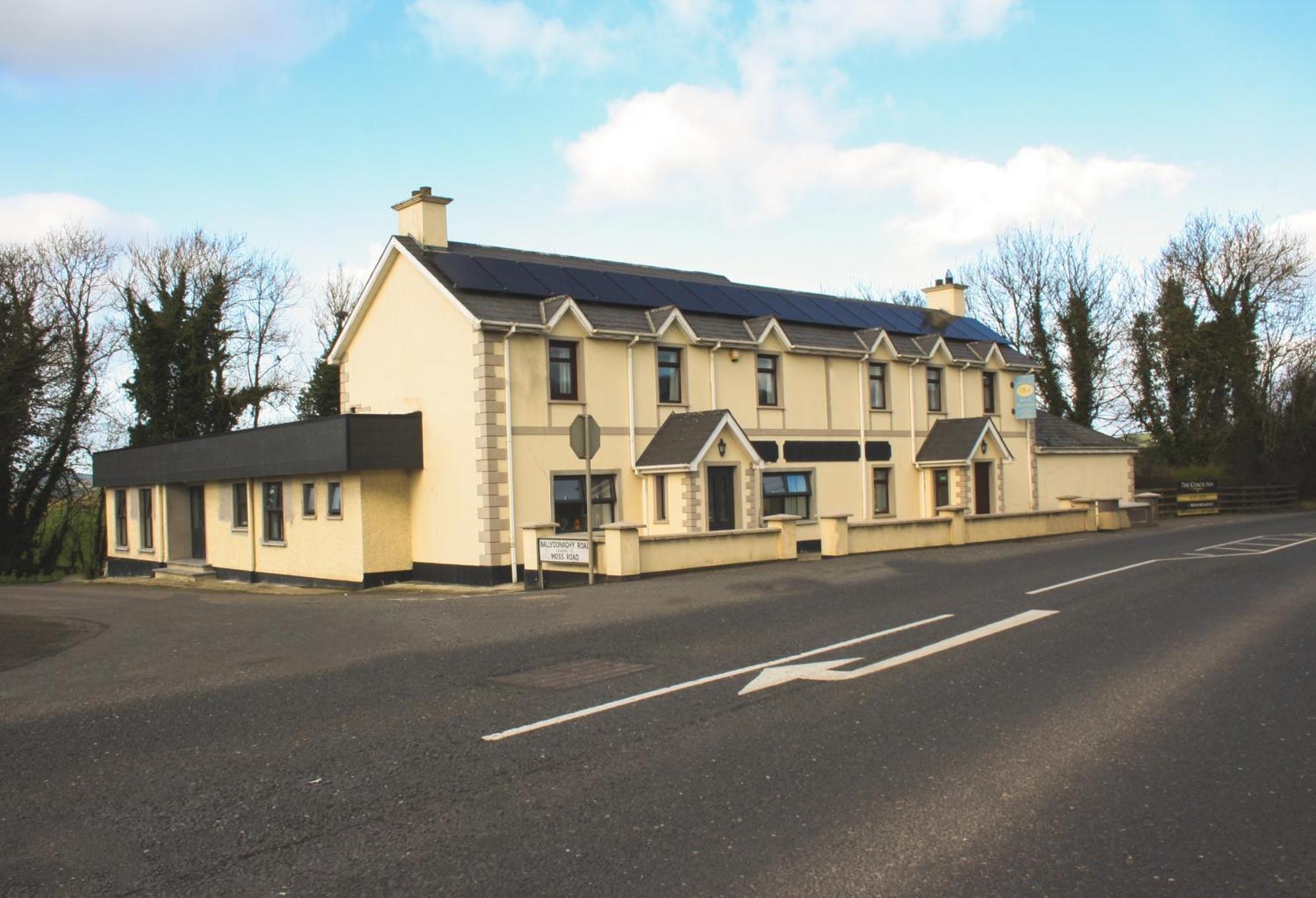 The Coach Inn Strabane Exteriör bild