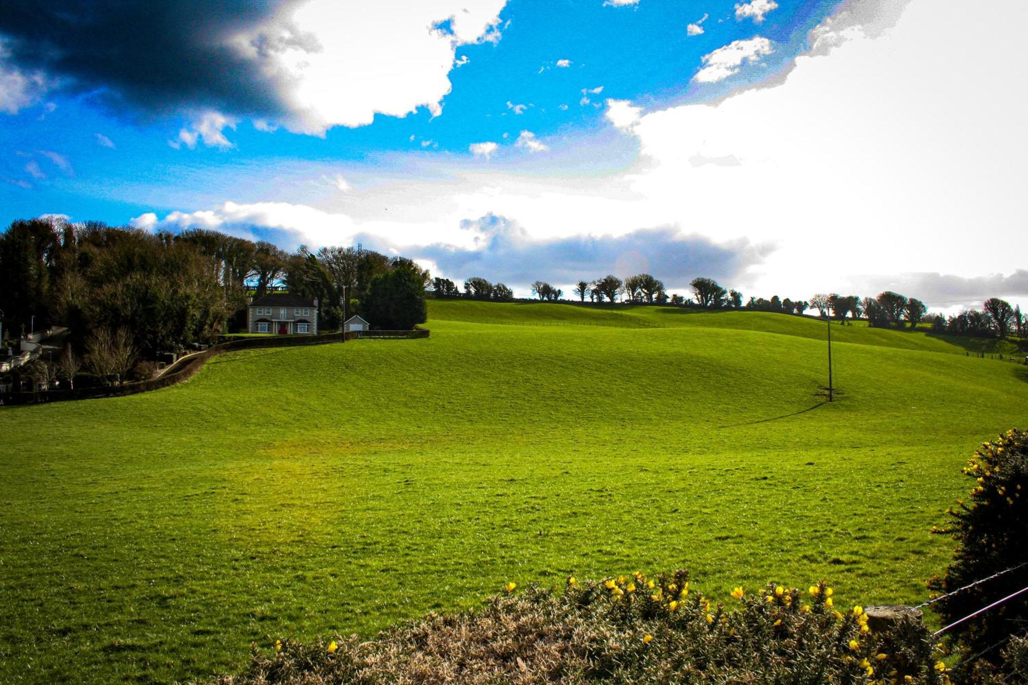 The Coach Inn Strabane Exteriör bild