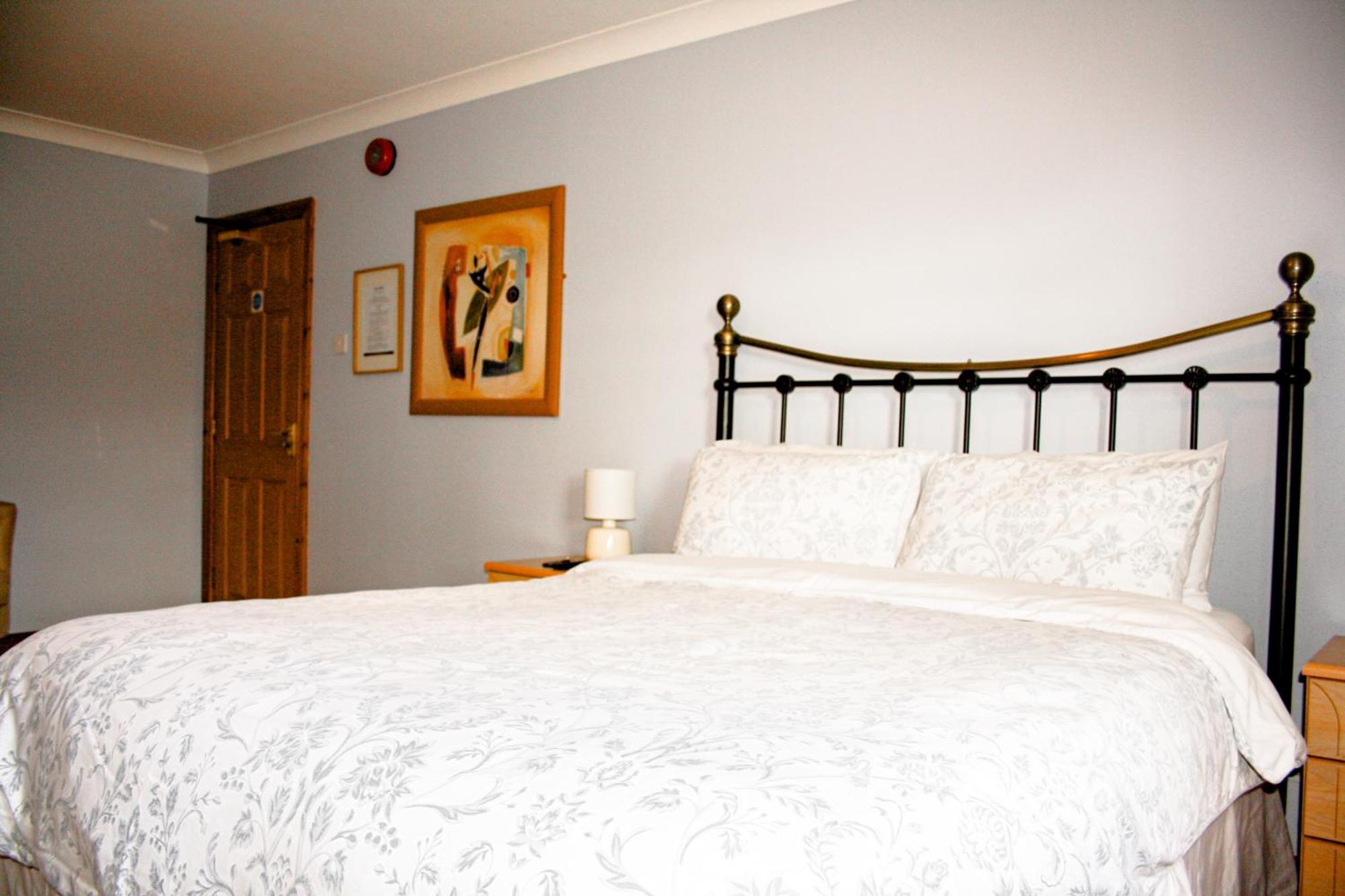 The Coach Inn Strabane Exteriör bild