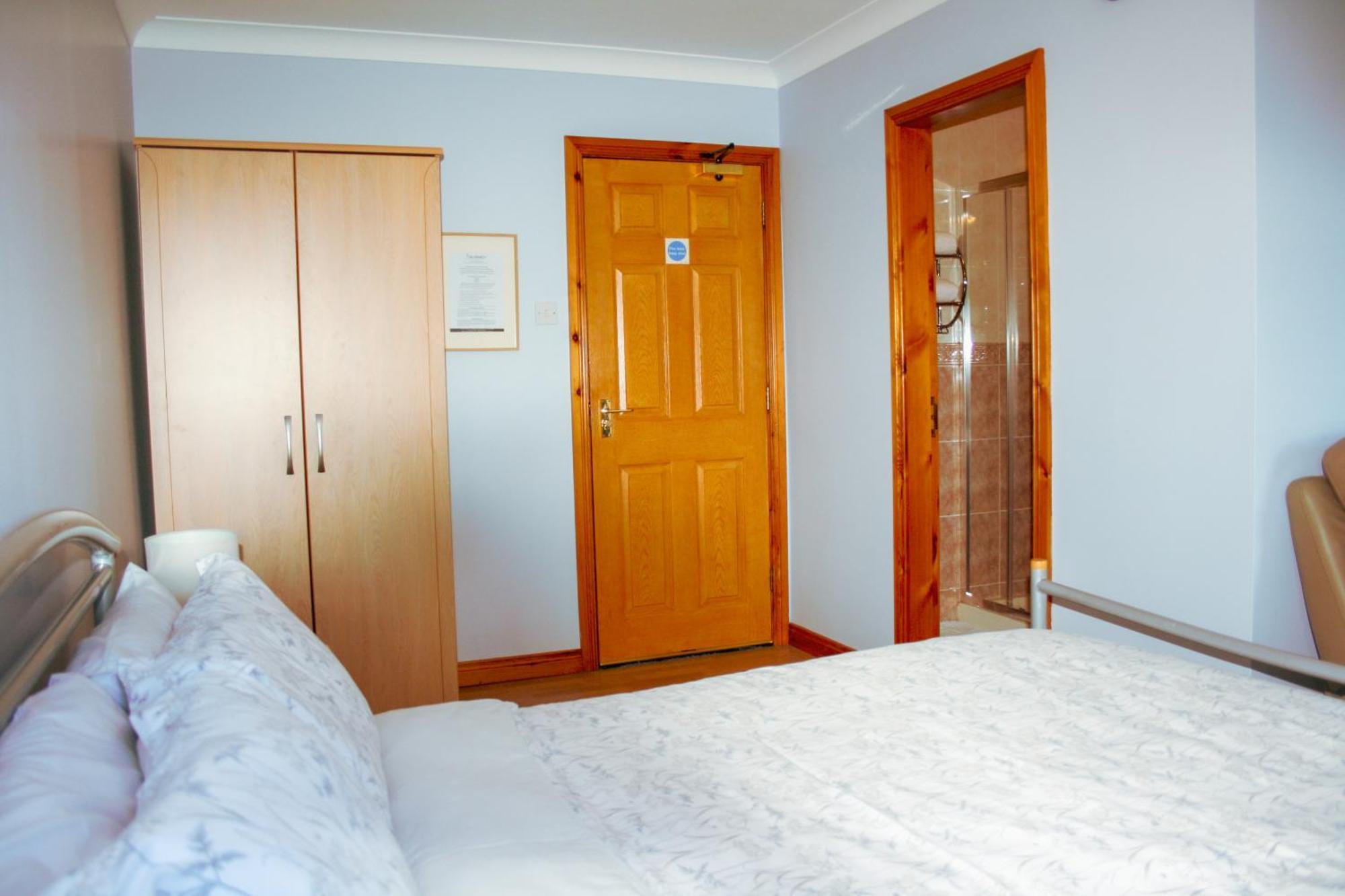 The Coach Inn Strabane Exteriör bild